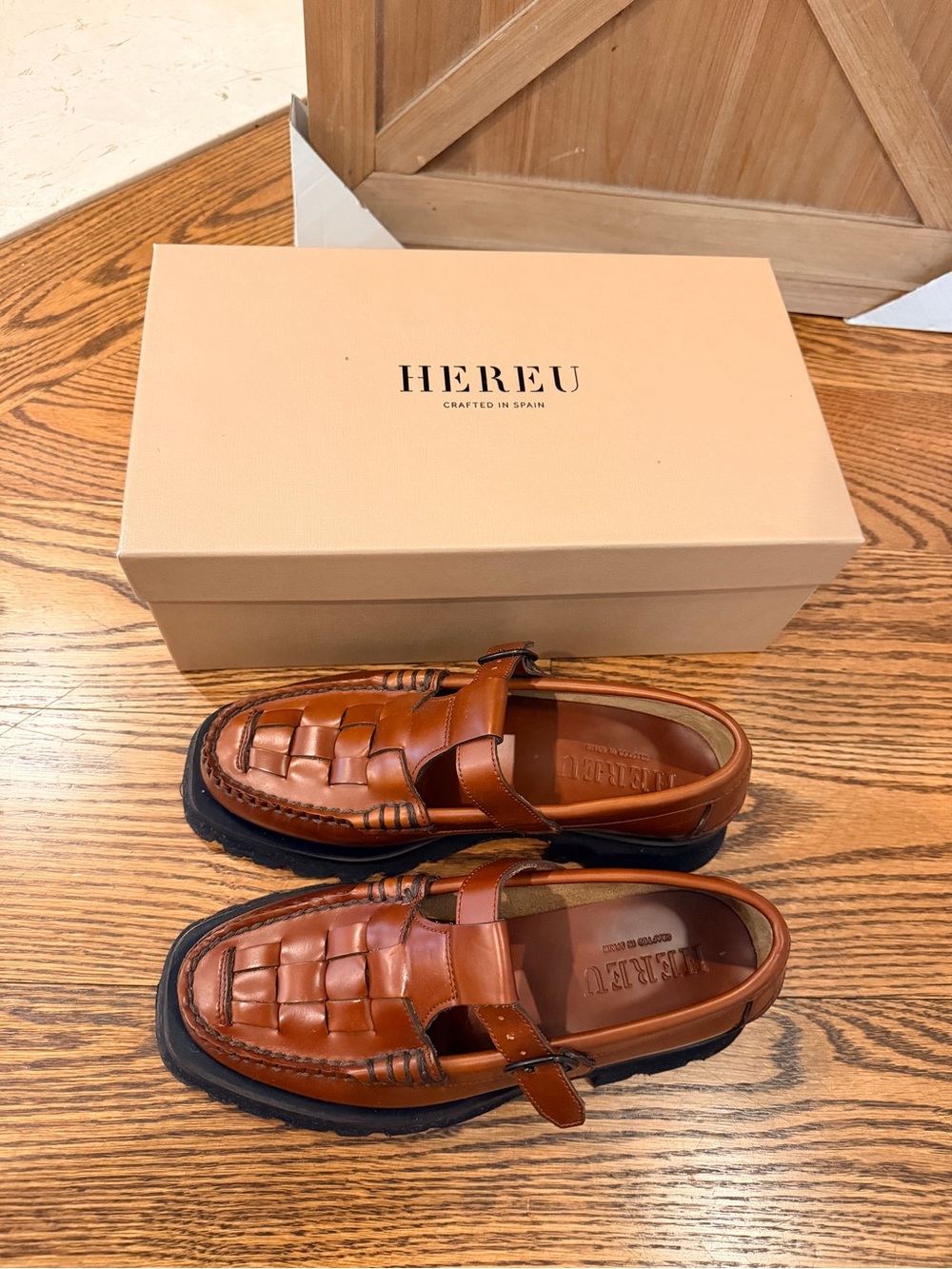Hereu Tan Leather Woven women’’s Sandals